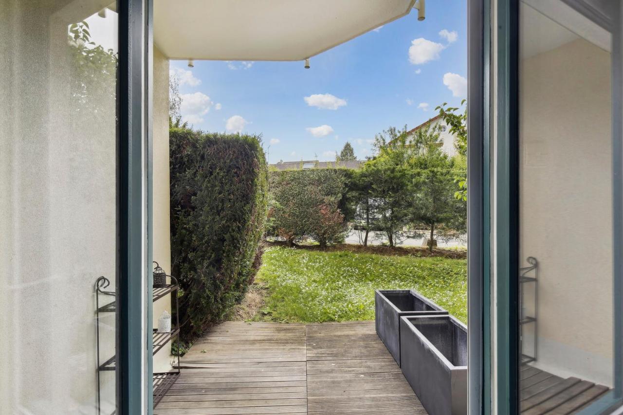 Le Glatigny- Chesnay Apartman Le Chesnay  Kültér fotó